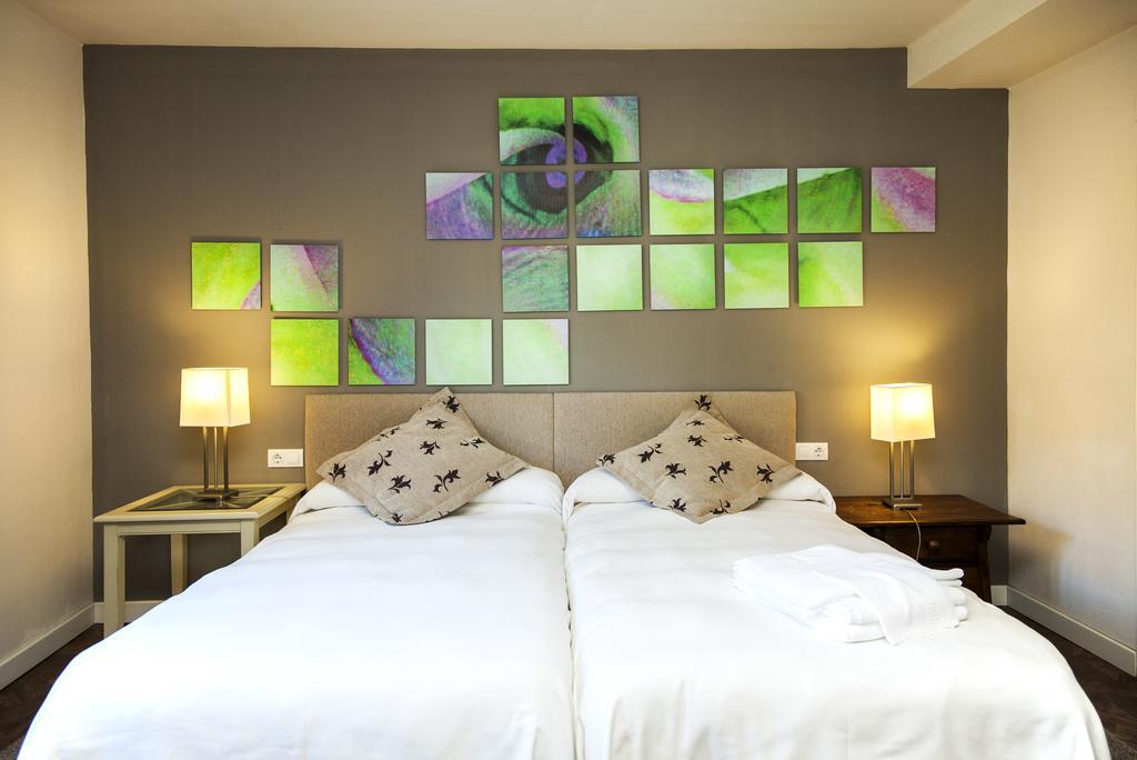 Abadia San Martin Hotel ซานมาร์ติน เดล กัสตาญาร์ ภายนอก รูปภาพ