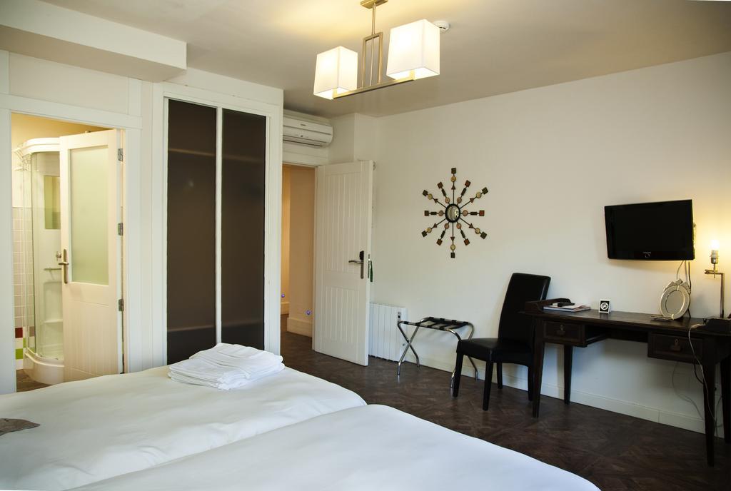 Abadia San Martin Hotel ซานมาร์ติน เดล กัสตาญาร์ ภายนอก รูปภาพ