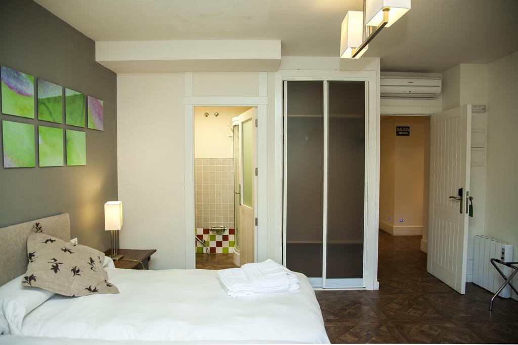 Abadia San Martin Hotel ซานมาร์ติน เดล กัสตาญาร์ ภายนอก รูปภาพ