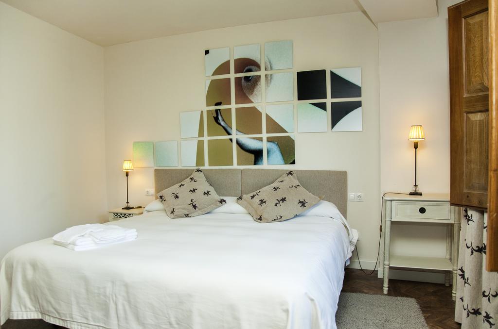 Abadia San Martin Hotel ซานมาร์ติน เดล กัสตาญาร์ ภายนอก รูปภาพ